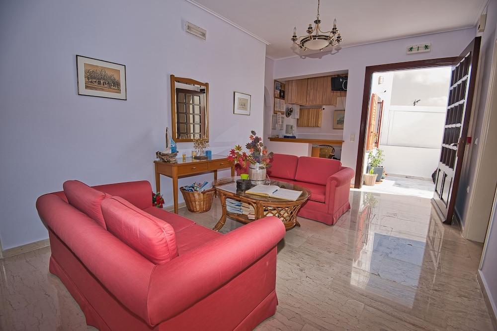 Irini'S Rooms Fteoura Kamári Dış mekan fotoğraf