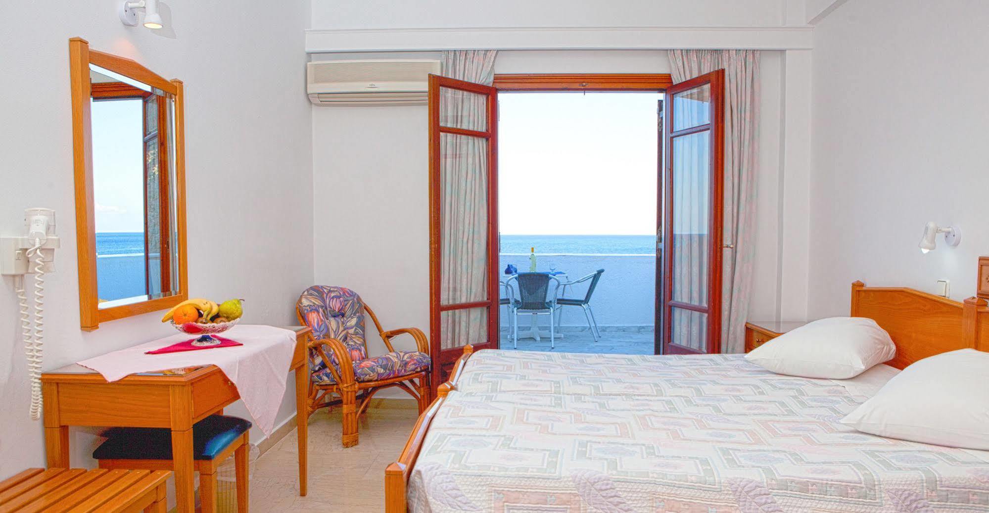 Irini'S Rooms Fteoura Kamári Dış mekan fotoğraf